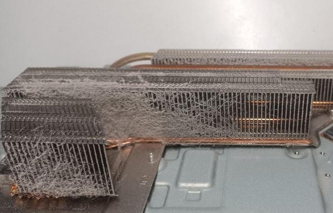Чистка радиатора PS5 от пыли 