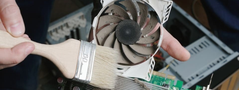 чистка компьютера от пыли с заменой термопасты